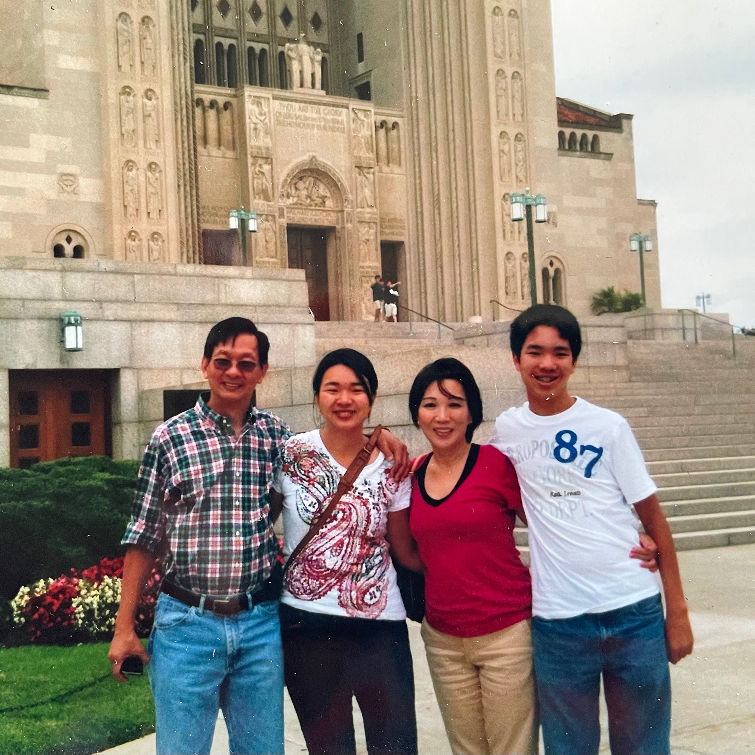 Khanh Le, Eileen, Michael, and Lynne Tran