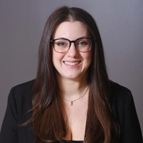 Elena Forbes Headshot